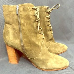 Marc fisher olive laced booties